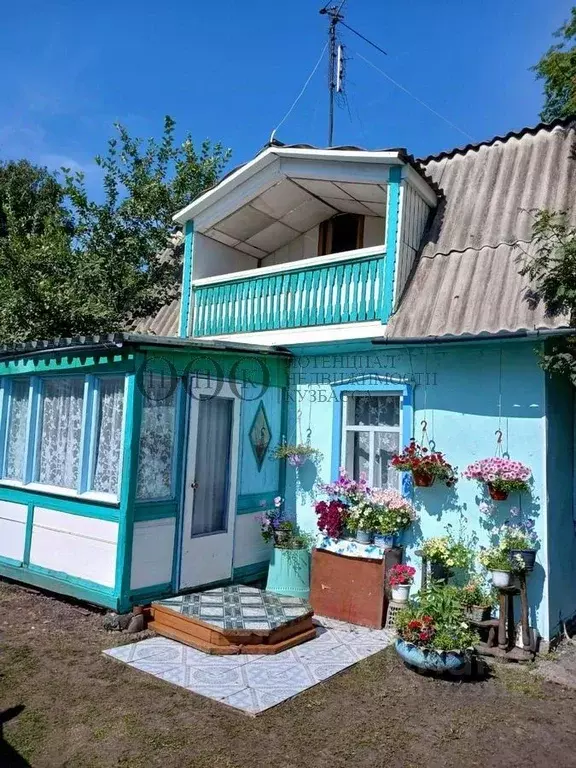 Дом в Кемеровская область, Топкинский муниципальный округ, с. ... - Фото 0