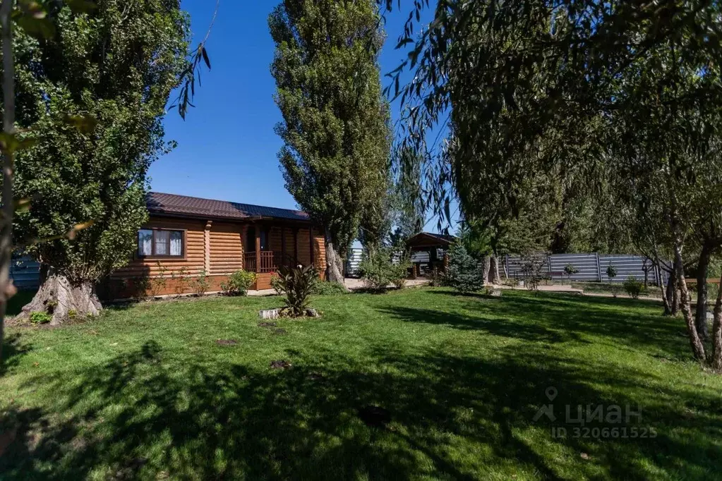 Дом в Краснодарский край, Славянск-на-Кубани Пластуновская ул., 20 (60 ... - Фото 0