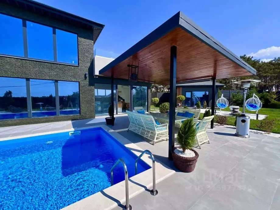 Дом в Севастополь ул. Ленина, 36 (300 м) - Фото 2