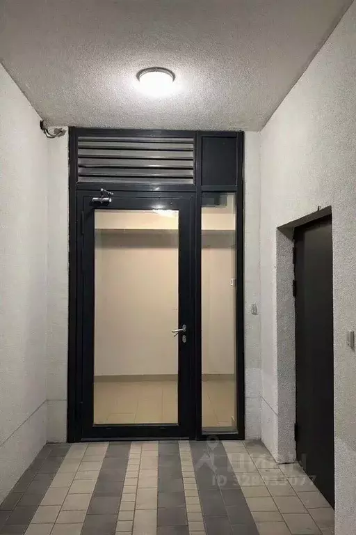 Гараж в Москва пос. Коммунарка, ул. Бачуринская, 7к1 (10 м) - Фото 2