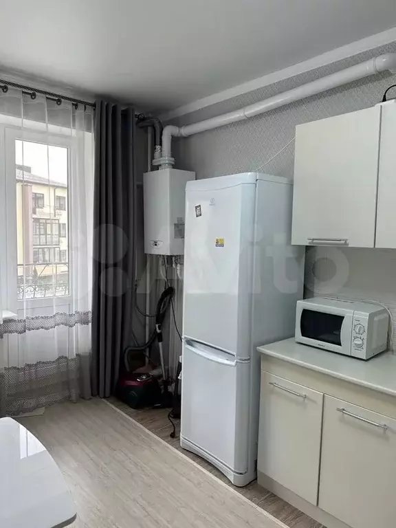 2-к. квартира, 60 м, 2/4 эт. - Фото 1