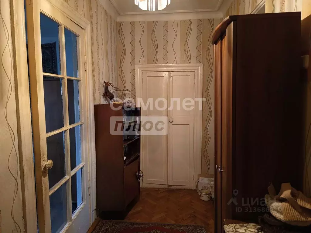 2-к кв. Волгоградская область, Волгоград Коммунистическая ул., 32А ... - Фото 0