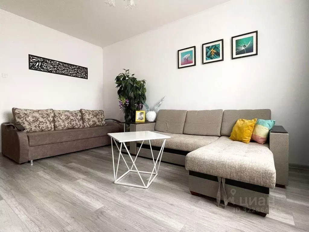 2-к кв. Воронежская область, Воронеж ул. Карла Маркса, 116а (63.0 м) - Фото 1