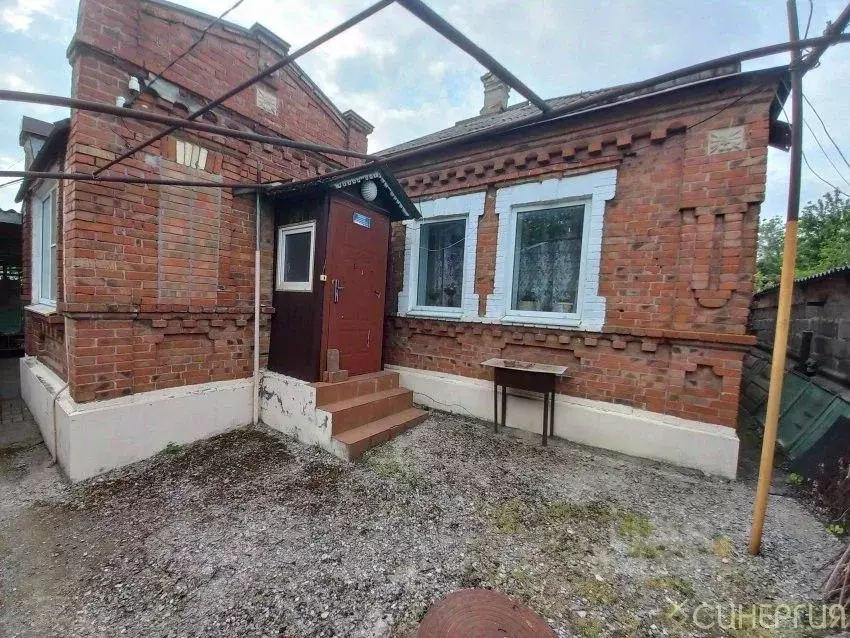 Дом в Ростовская область, Ростов-на-Дону Молодогвардейский пер., 67 ... - Фото 1