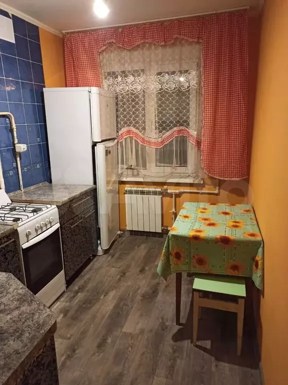 3-к. квартира, 60 м, 3/9 эт. - Фото 0