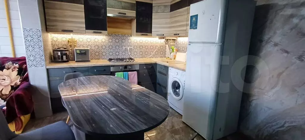 3-к. квартира, 60 м, 5/5 эт. - Фото 1