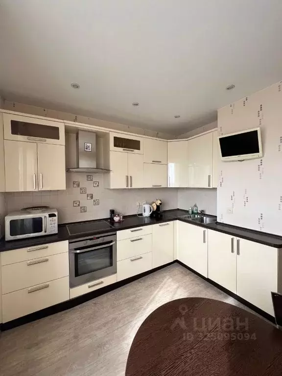 2-к кв. Москва Днепропетровская ул., 3К5 (57.0 м) - Фото 0