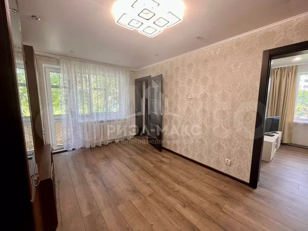 3-к. квартира, 49 м, 2/5 эт. - Фото 0