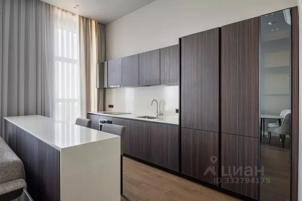 3-к кв. Москва ул. Василисы Кожиной, 13 (86.0 м) - Фото 0