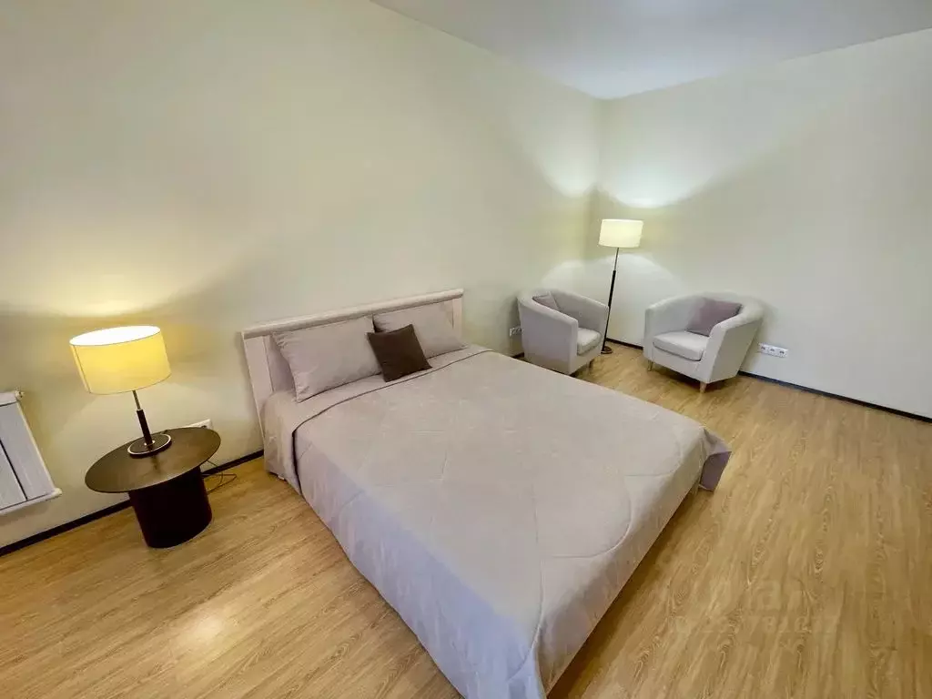 1-к кв. Красноярский край, Красноярск ул. Авиаторов, 33 (48.0 м) - Фото 0