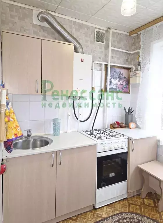 2-к кв. Брянская область, Дубровка рп, 1-й мкр 54 (39.8 м) - Фото 1