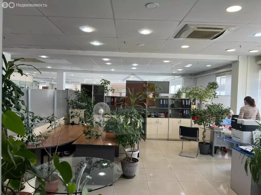 Офис (680 м) - Фото 2