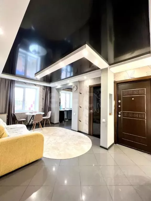 3-к кв. Курганская область, Курган Заозерный жилрайон, 5-й мкр, 3 ... - Фото 1