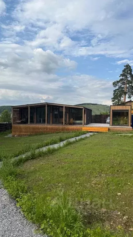 Дом в Челябинская область, Миасский городской округ, с. Сыростан ул. ... - Фото 0