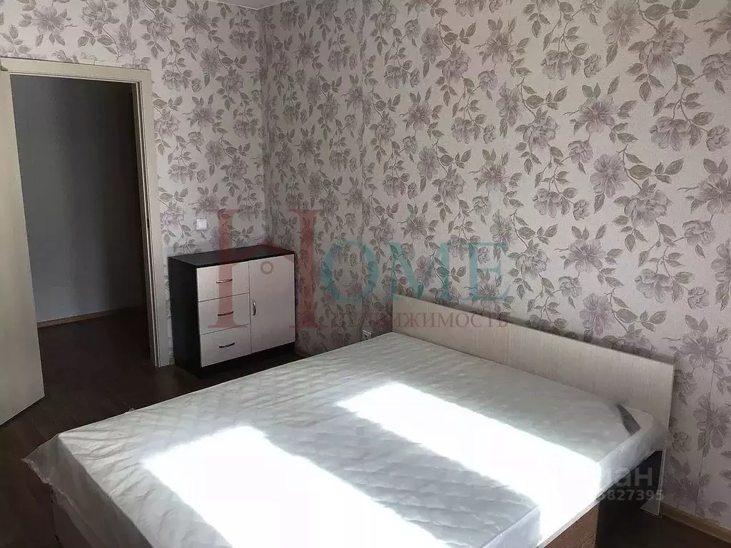 2-к кв. Новосибирская область, Новосибирск Планетная ул., 55к2 (65.0 ... - Фото 1