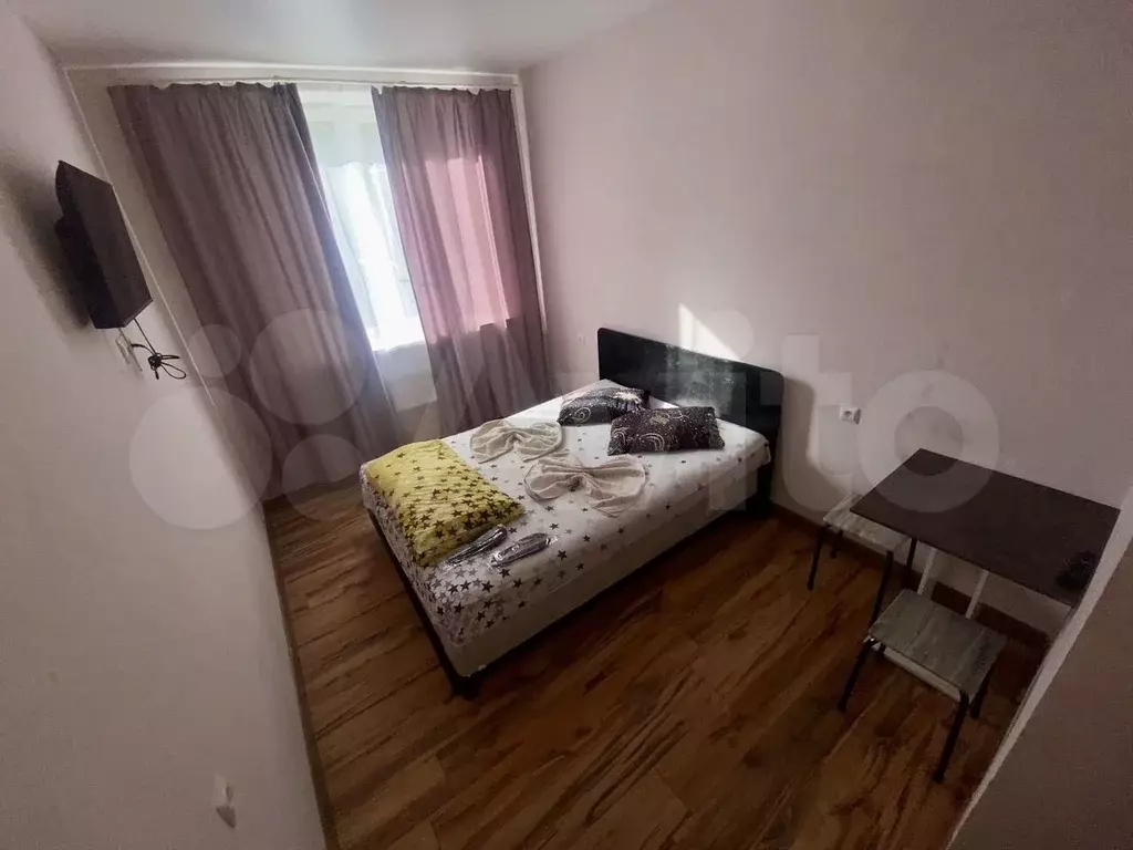 Комната 24,7 м, 1/5 эт. - Фото 1