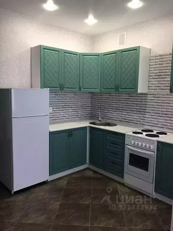 1-к кв. Тюменская область, Тюмень Комбинатская ул., 54к2 (45.0 м) - Фото 0