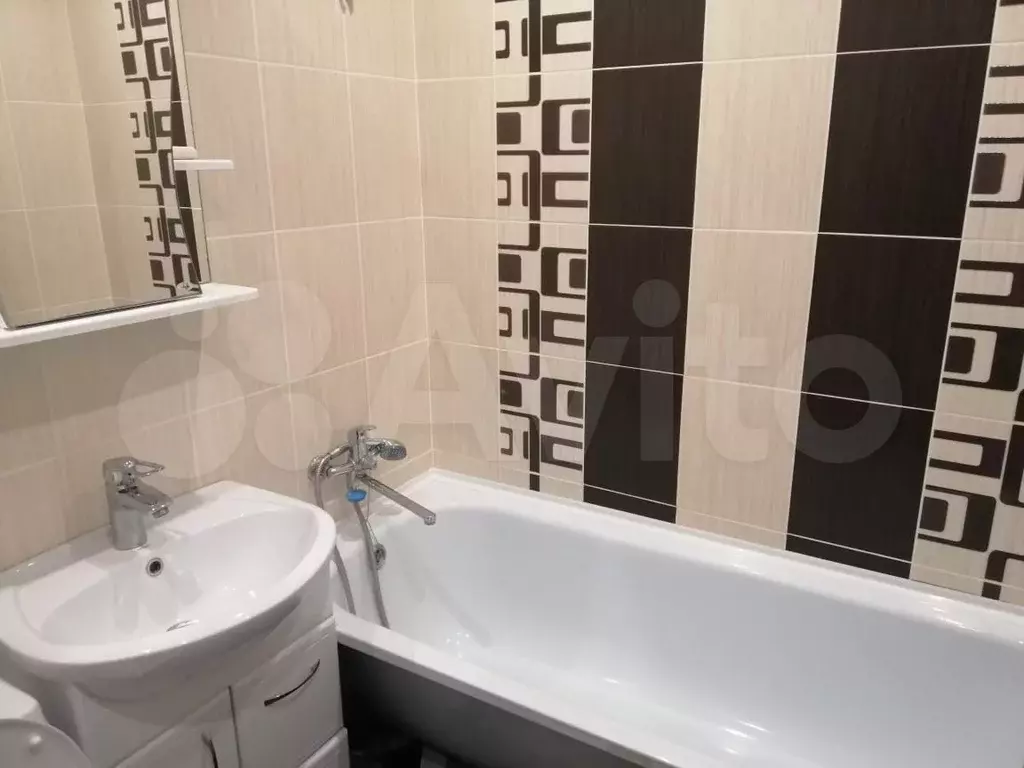 1-к. квартира, 38 м, 2/9 эт. - Фото 0