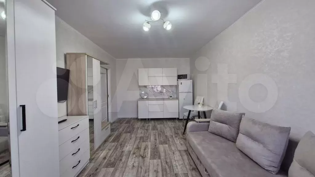 Комната 19,7 м в 3-к., 4/5 эт. - Фото 1