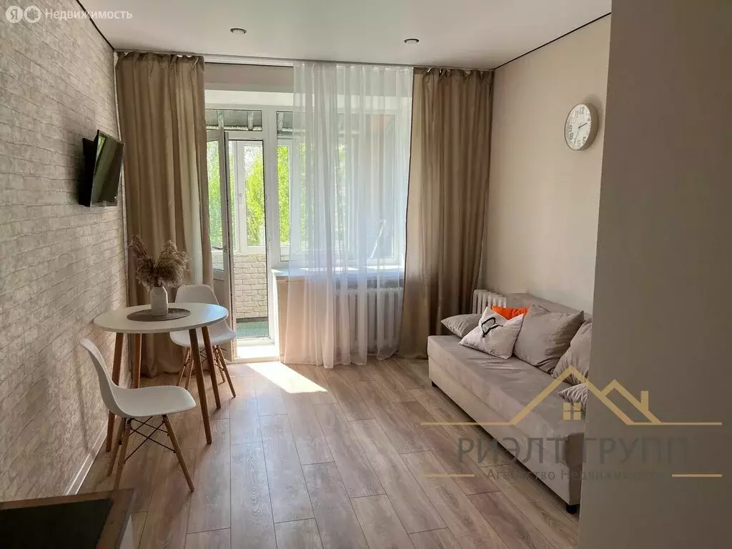 1к в 5-комнатной квартире (18 м) - Фото 0