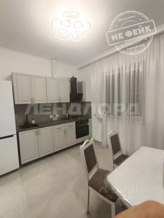 Дом в Ростовская область, Мясниковский район, с. Чалтырь Ростовская ... - Фото 1