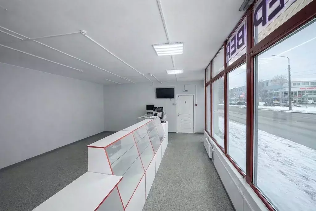 Торговая площадь в Санкт-Петербург Краснопутиловская ул., 121а (55 м) - Фото 2