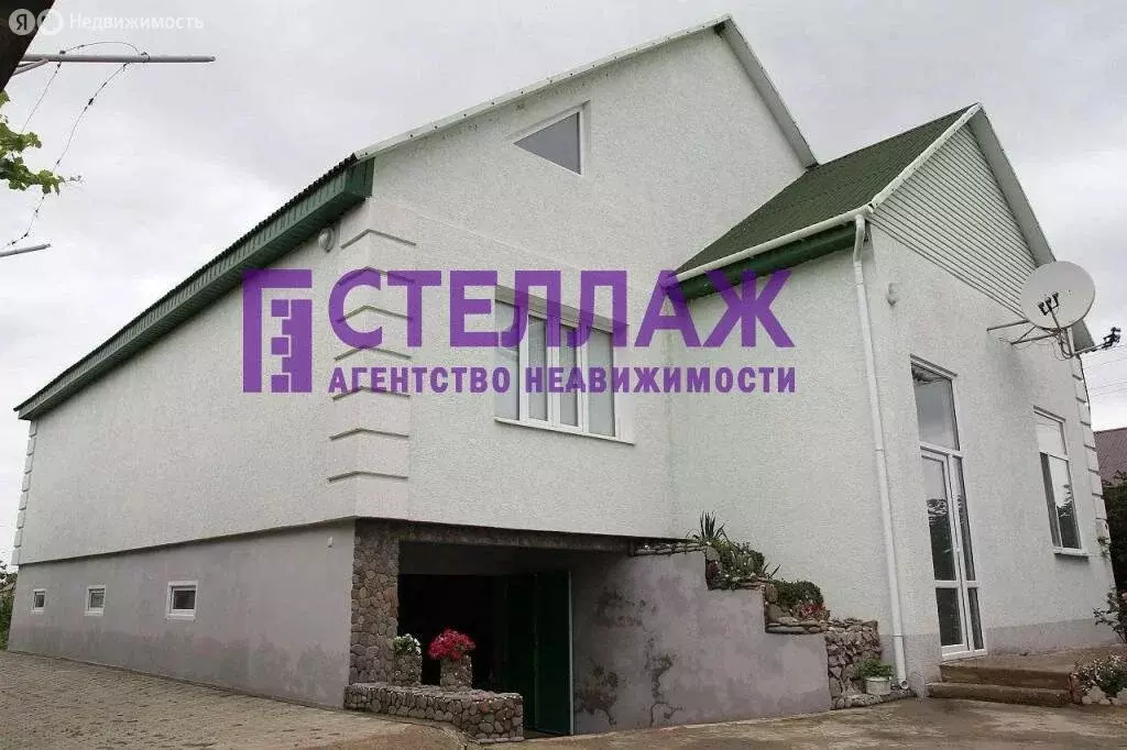 Дом в село Владиславовка, улица Кирова (200 м) - Фото 1