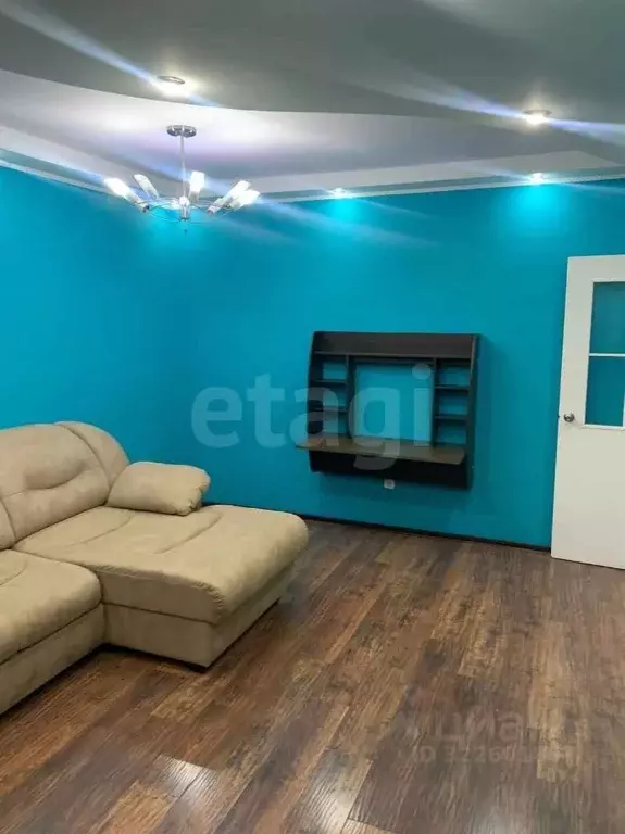 2-к кв. Ямало-Ненецкий АО, Новый Уренгой Оптимистов мкр, 2/2 (66.0 м) - Фото 2