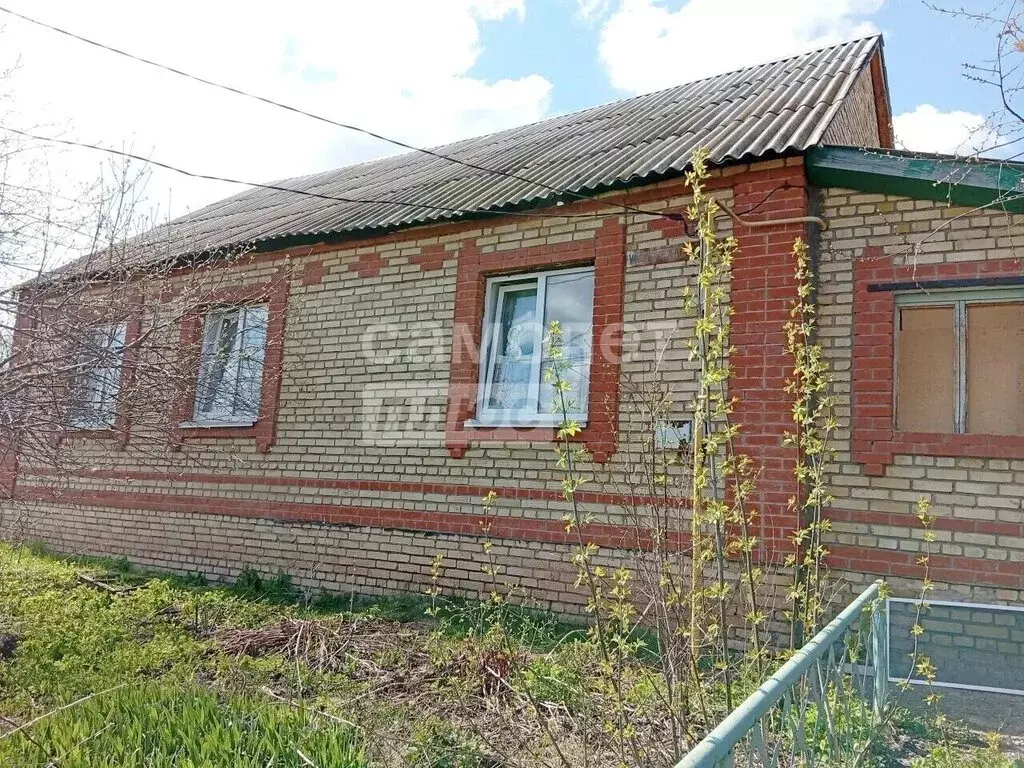 Дом в село Серафимовка, Центральная улица, 28 (80 м) - Фото 1