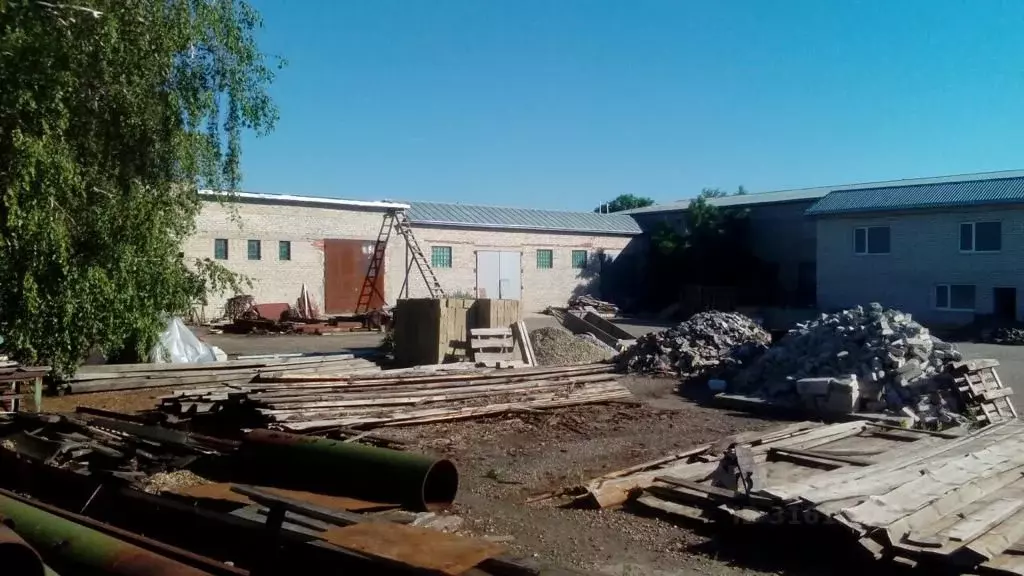 Помещение свободного назначения в Саратовская область, Калининск ... - Фото 2