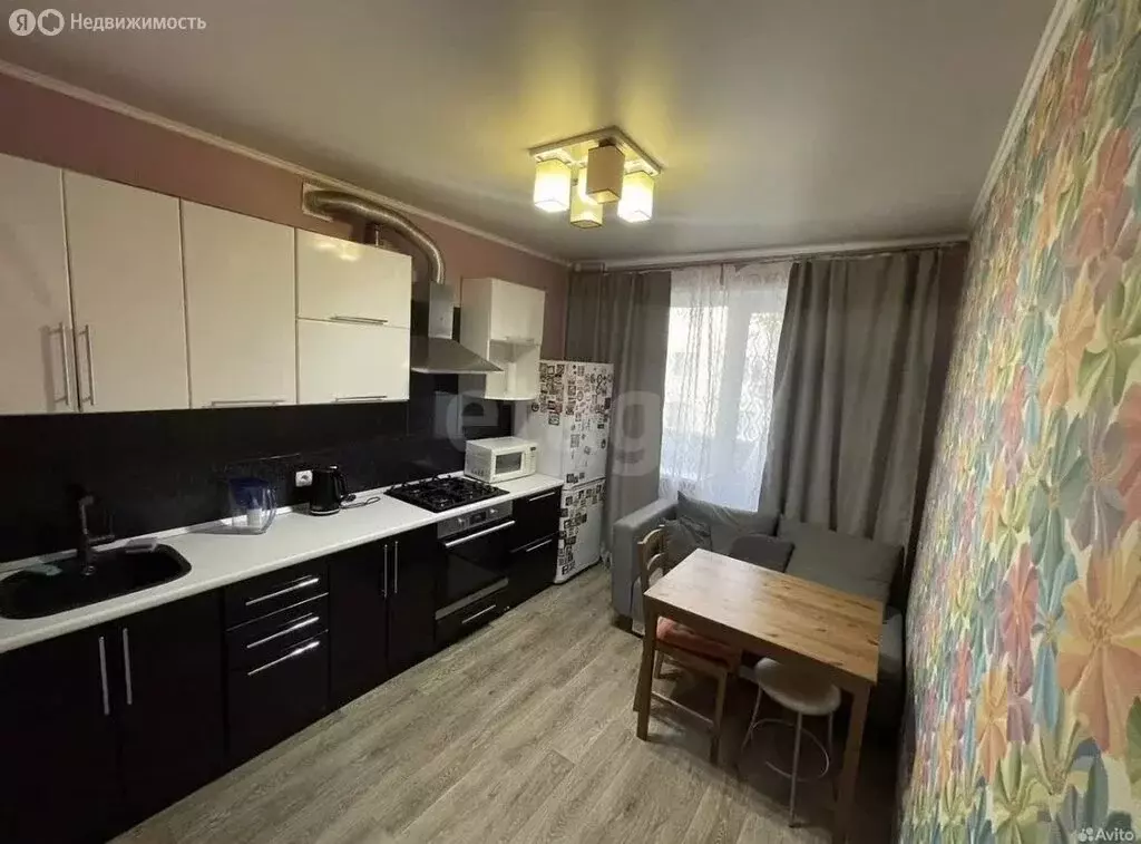 1-комнатная квартира: Саратов, улица имени Н.В. Исаева, 42 (41.8 м) - Фото 1