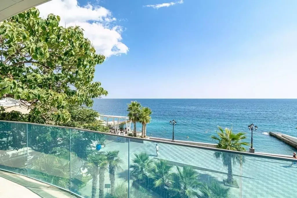 Свободной планировки кв. Крым, Ялта Приморский парк имени Гагарина ... - Фото 1