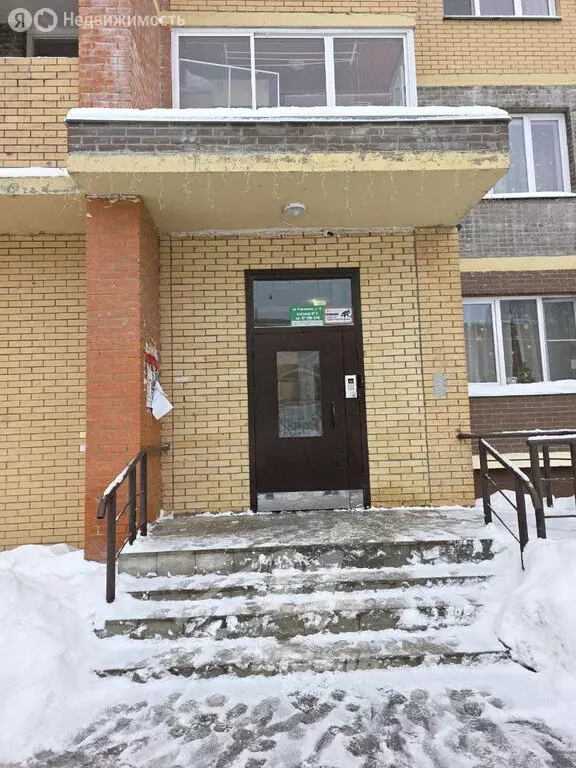 1-комнатная квартира: посёлок городского типа Свердловский, улица ... - Фото 2