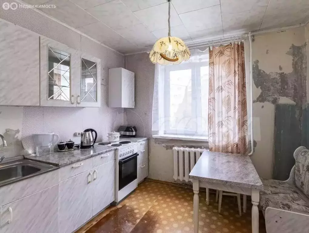 2-комнатная квартира: Тюмень, улица Свердлова, 20 (49.9 м) - Фото 0