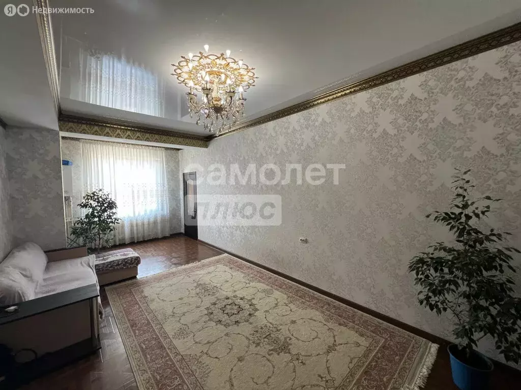 2-комнатная квартира: Махачкала, Газопроводная улица, 11к2 (65.1 м) - Фото 1