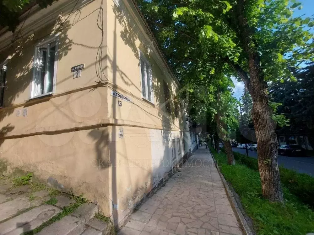 2-к. квартира, 56 м, 1/2 эт. - Фото 0