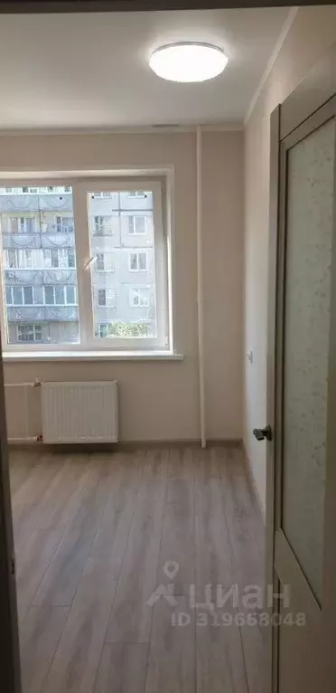 3-к кв. Белгородская область, Старый Оскол Молодогвардеец мкр, 11А ... - Фото 0