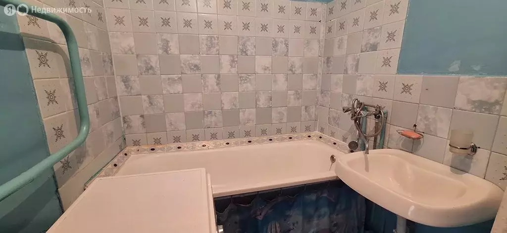 3-комнатная квартира: Краснокаменск, 2-й микрорайон, 253 (68.2 м) - Фото 2