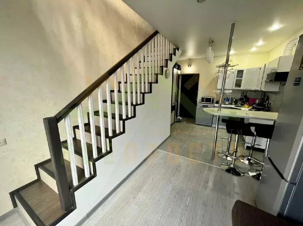 Продается 1-комнатная квартира - Фото 1