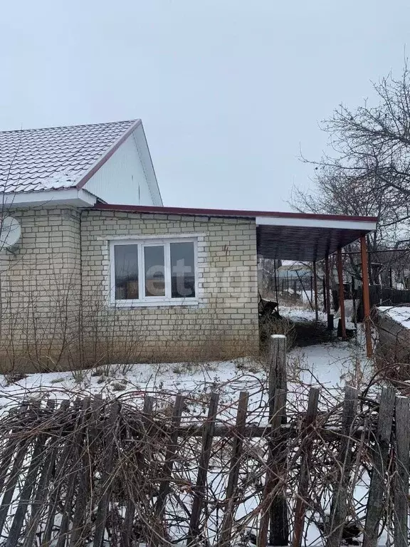 Дом в Саратовская область, пос. Сельхозтехника (68.0 м) - Фото 1