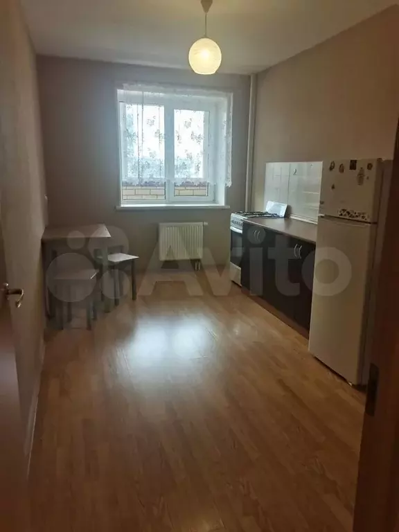 1-к. квартира, 43,3 м, 4/10 эт. - Фото 0