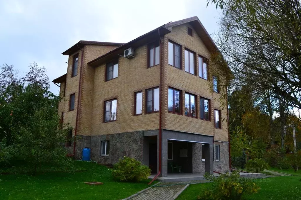 Коттедж в Ленинградская область, Тосненский район, Шапкинское с/пос, ... - Фото 1