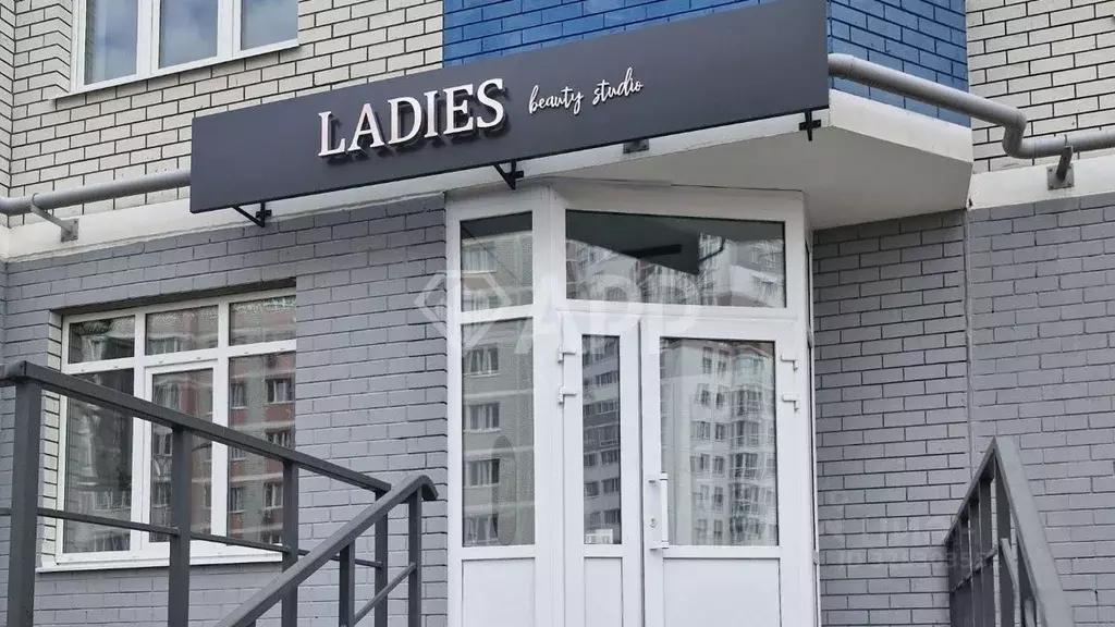 Помещение свободного назначения в Брянская область, Брянск ул. Имени ... - Фото 1