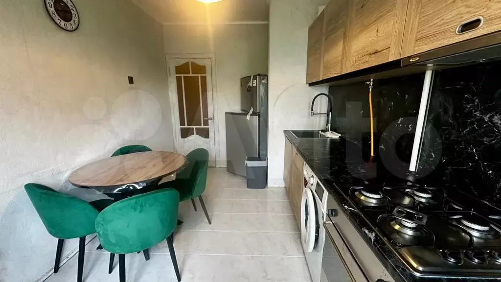 3-к. квартира, 62 м, 6/9 эт. - Фото 0