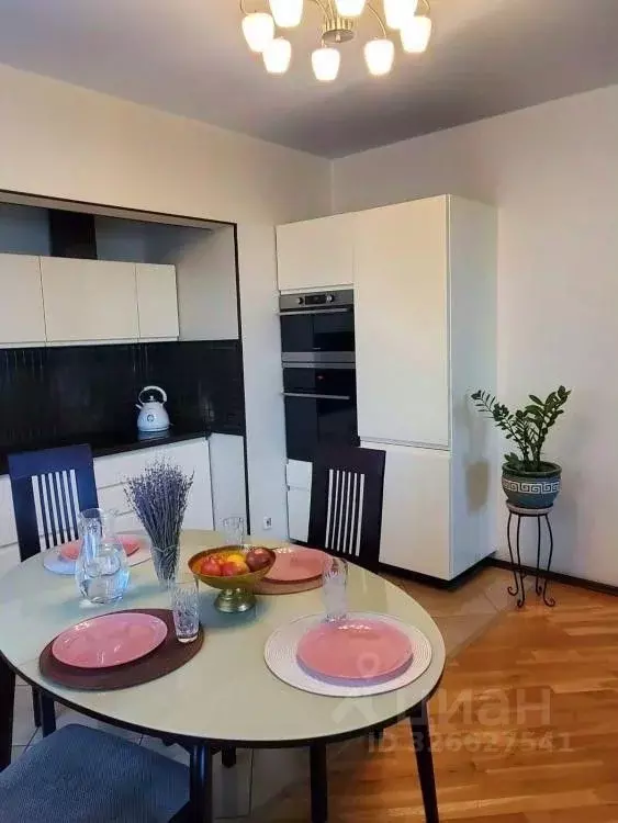 2-к кв. Иркутская область, Иркутск ул. Лермонтова, 81/21 (62.0 м) - Фото 1