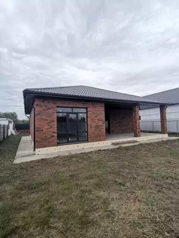 Дом в Самарская область, Ставропольский район, с. Подстепки Вишневая ... - Фото 2