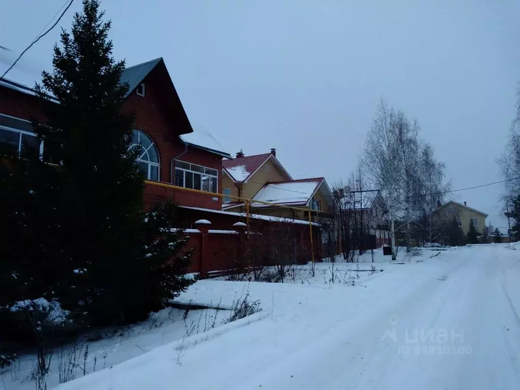 Дом в Свердловская область, Екатеринбург ул. Базальтовая, 93 (438 м) - Фото 1