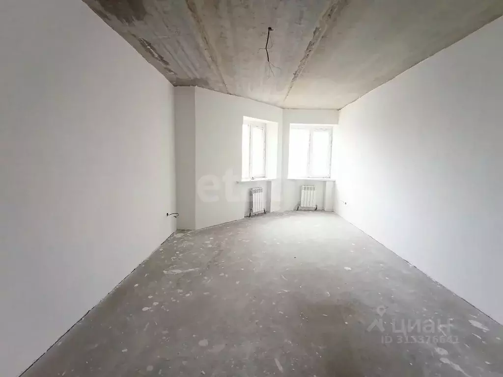 2-к кв. Смоленская область, Вязьма Красноармейское ш., 14 (59.6 м) - Фото 0