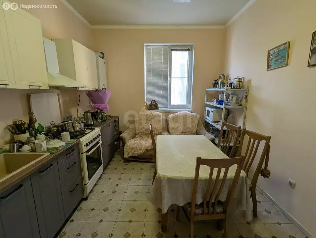 Дом в Темрюк, улица Щорса (180 м) - Фото 2