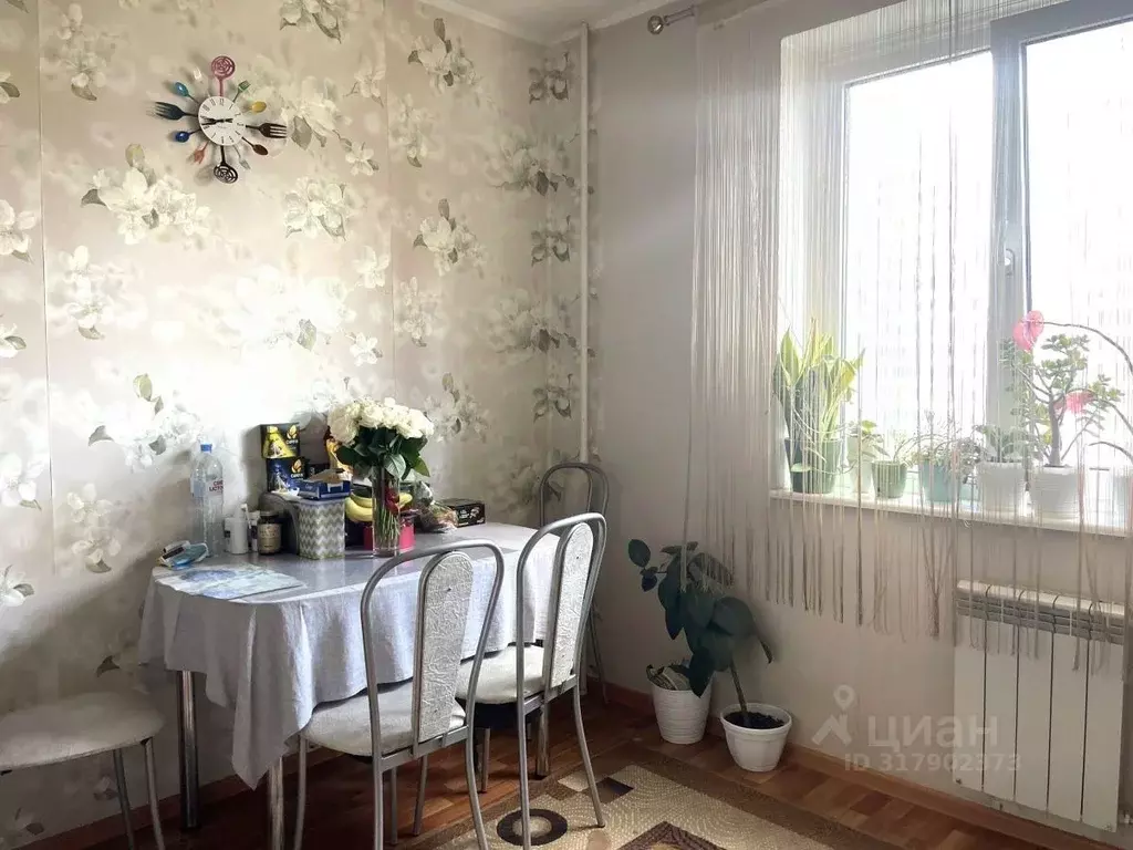 1-к кв. Курская область, Курск просп. Вячеслава Клыкова, 30 (37.7 м) - Фото 1
